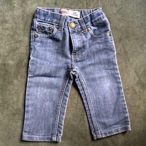 Levi’s 514 Straight